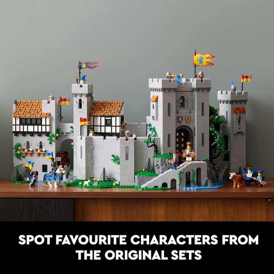 image 1 of LEGO Icons 10305 Lion Knights Castle