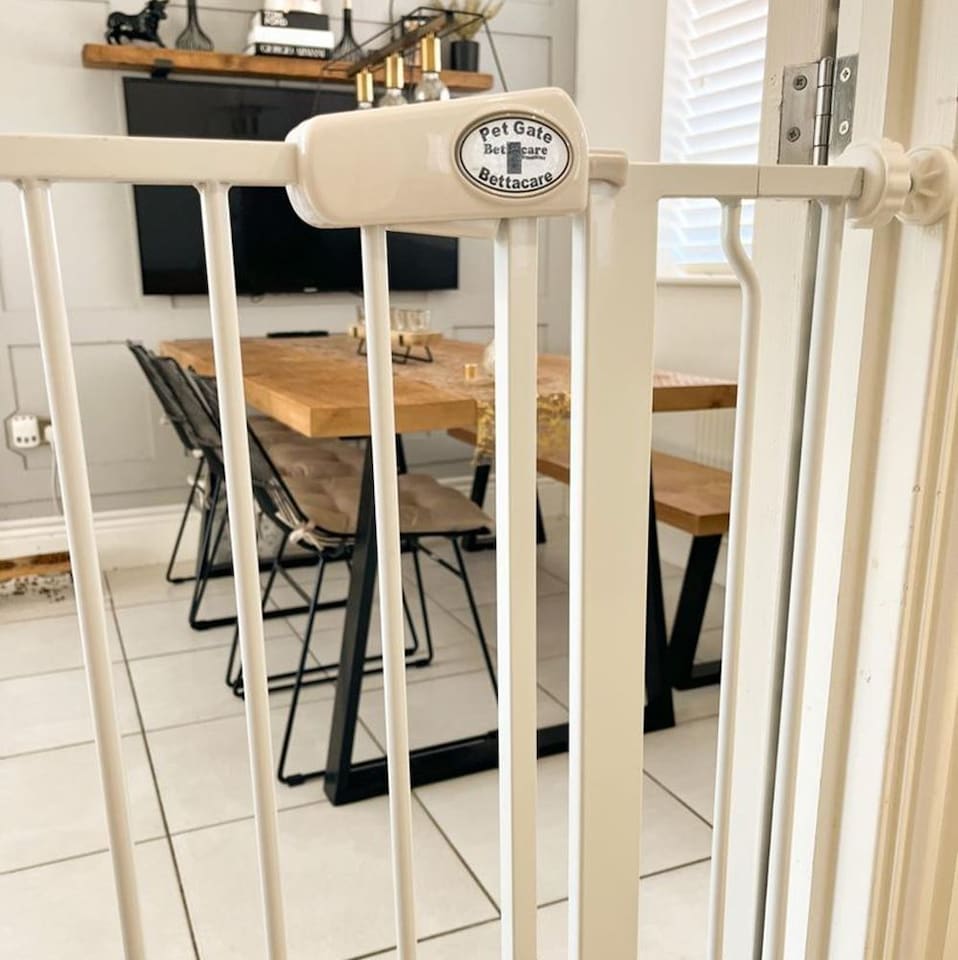 image 1 of Bettacare Pet Gate with Lockable Cat Flap, 75cm - 84cm, White, 104cm in Height