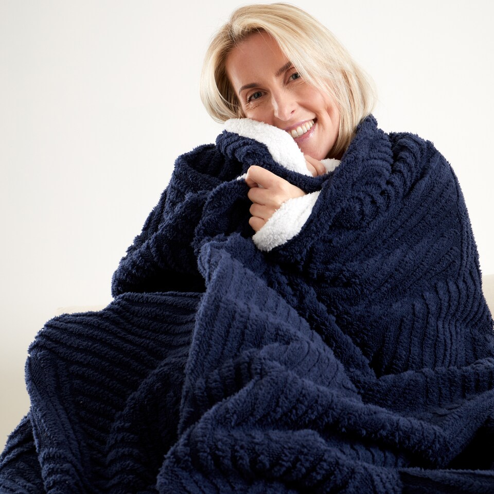 image 1 of Catherine Lansfield Heat Buddy Cosy Super Thermal Blanket Bedspread