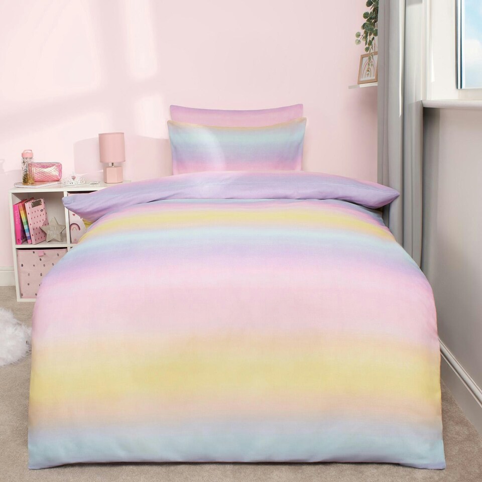 image 1 of OHS Reversible Rainbow Ombre Duvet Cover and Pillowcase Bedding Set, Single - Multi