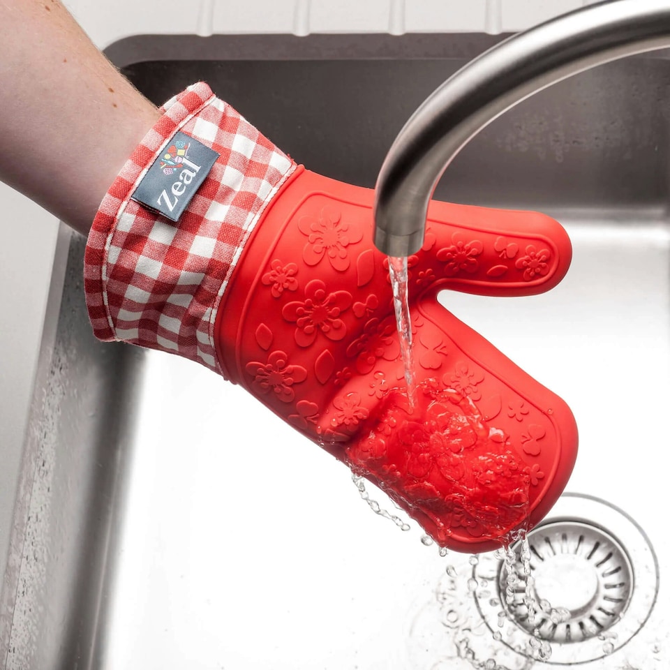 image 1 of Zeal Steam Stop™ Waterproof Silicone Single Oven Glove Cream