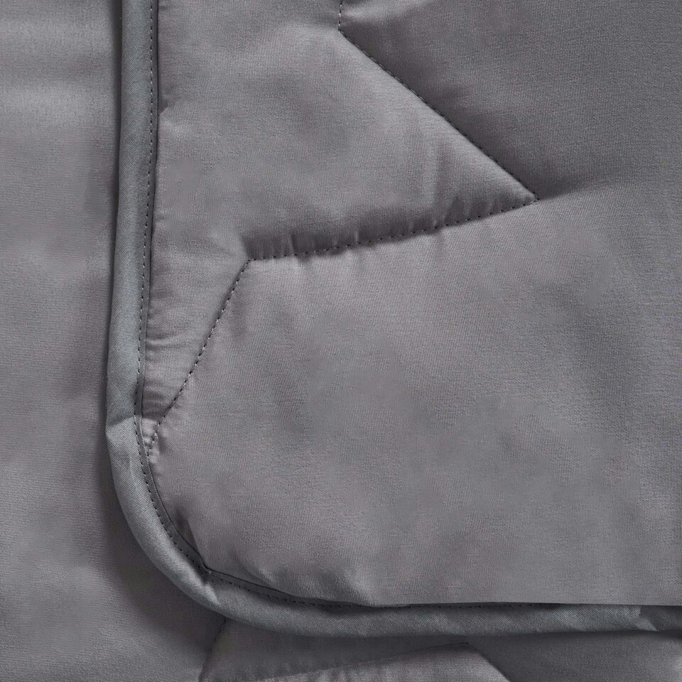 image 1 of OHS Coverless Star Quilted 7.5 Tog Bedding Set, Single - Grey