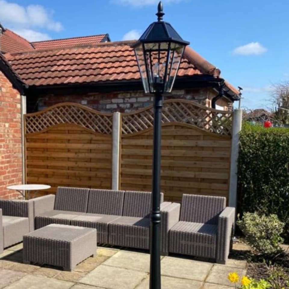 image 1 of CGC LONDON 2.3 Metre Extra-Tall Black Victorian Solar LED Post Light | Black | Black | Height: 227 cm, Width: 26.1 cm, Depth: 31 cm