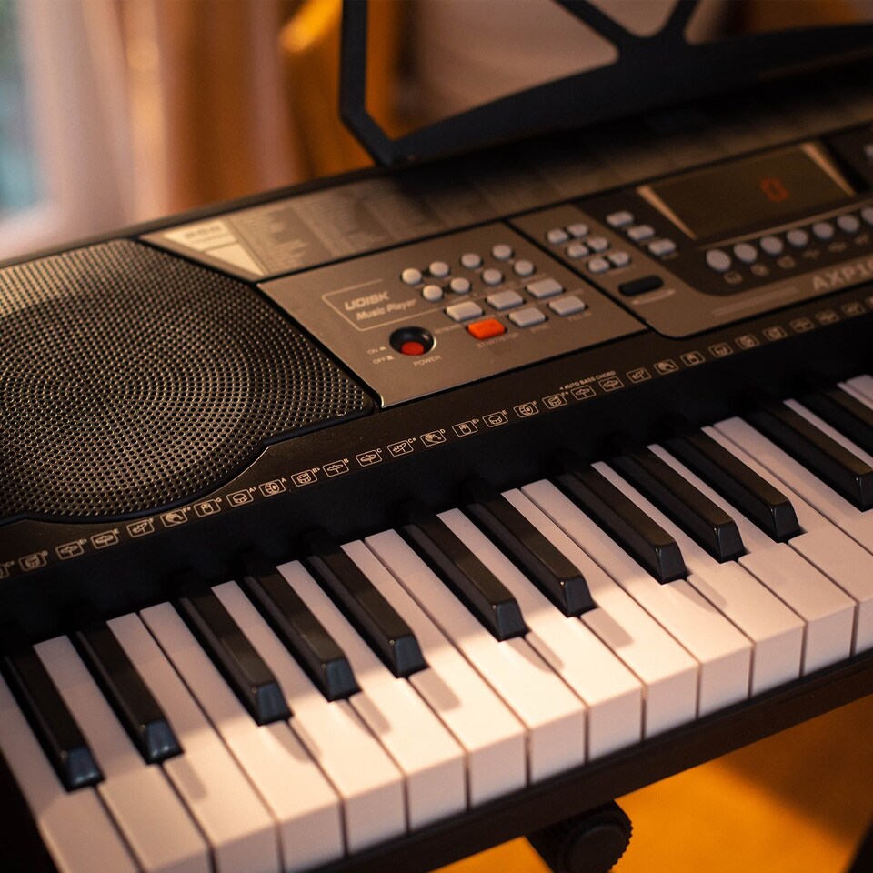 image 1 of Axus AXP10 Portable Keyboard
