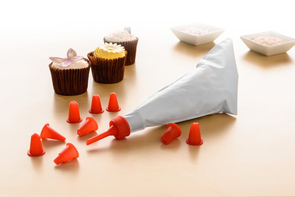 image 1 of Hallie Cake Decorating Set With 10 Plastic Nozzles