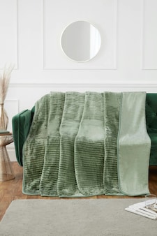 Ribbed Faux Fur Mink Blanket 150x200Cm Black | Green | S | 1