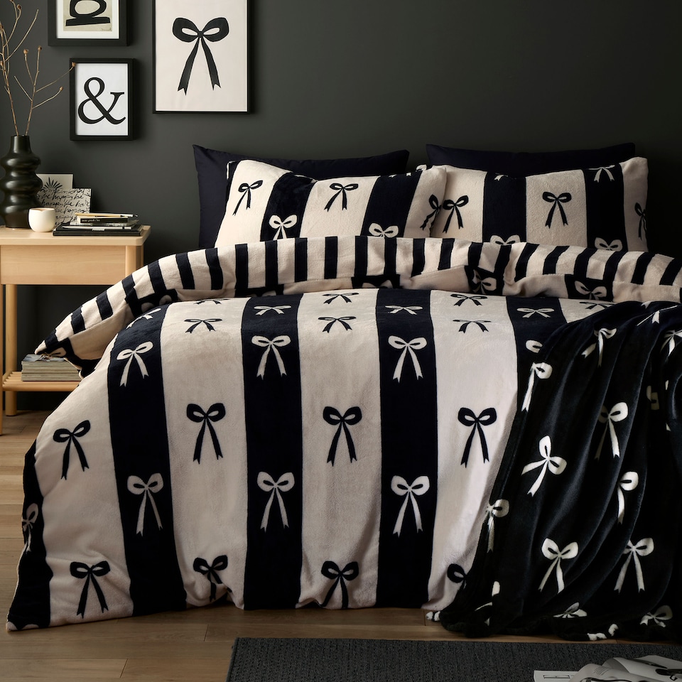 image 1 of Fusion Bows Throw Monochrome