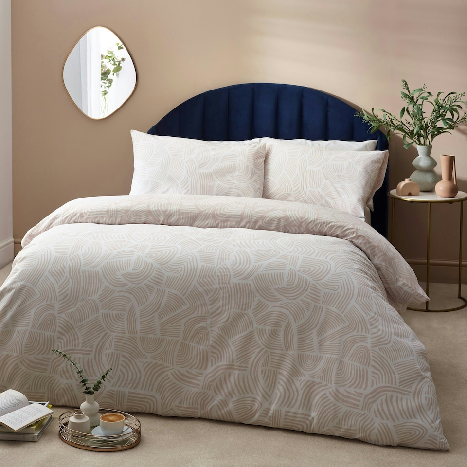 image 1 of Hoem Dunes Abstract Cotton Rich Reversible Super King Duvet Cover Set