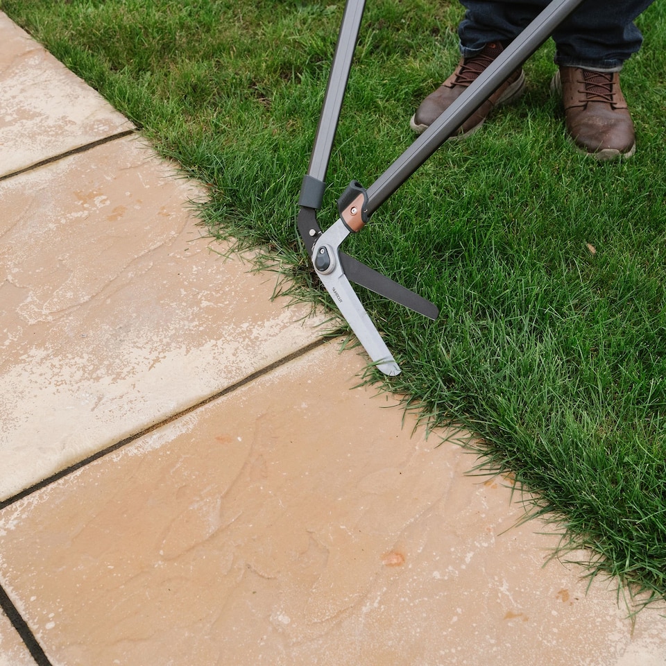 image 1 of Kent & Stowe SureCut Adjustable Height Lawn Edging Shears