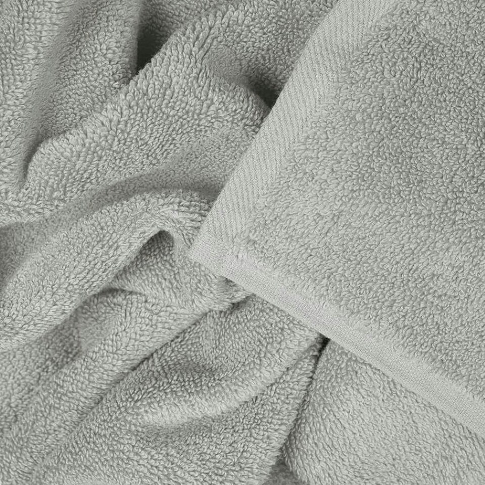 image 1 of Luxury Zero Twist Egyptian Cotton Bath Towels 70 x 120cm - Pack of 2 Silver | Dove Grey | Bath towel