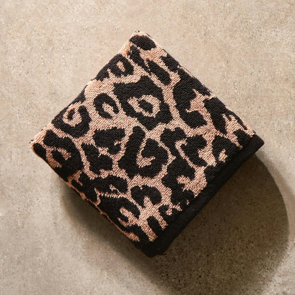 image 1 of OHS 2 Pack Luxury 100% Cotton Leopard Jacquard Absorbent Quick Drying Hand Towel Cream | Natural | Hand towel