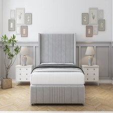 Sloomy Hargrave Silver Plush Divan Bed With Mattress No Drawers With 54" Wingback Headboard & 12" Matching Footboard 5' King | Silver | Silver | King | 1