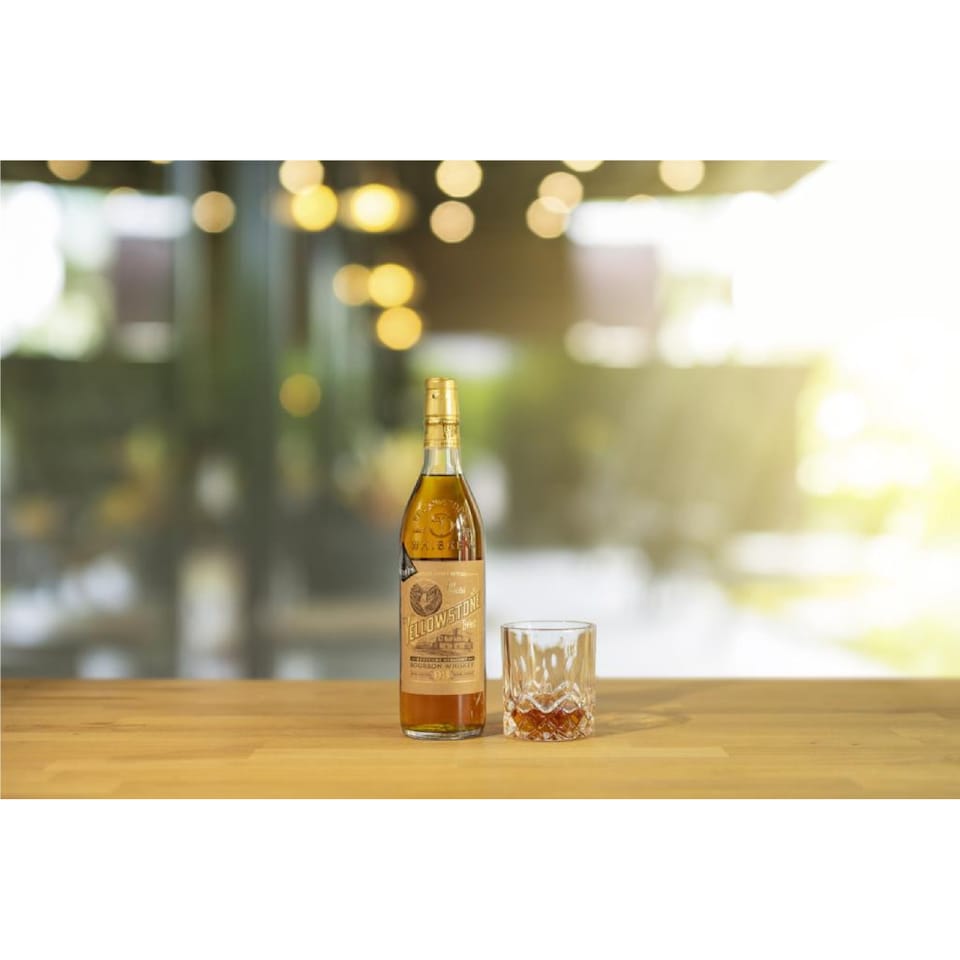 image 1 of Yellowstone Select Kentucky Straight Bourbon | Clear