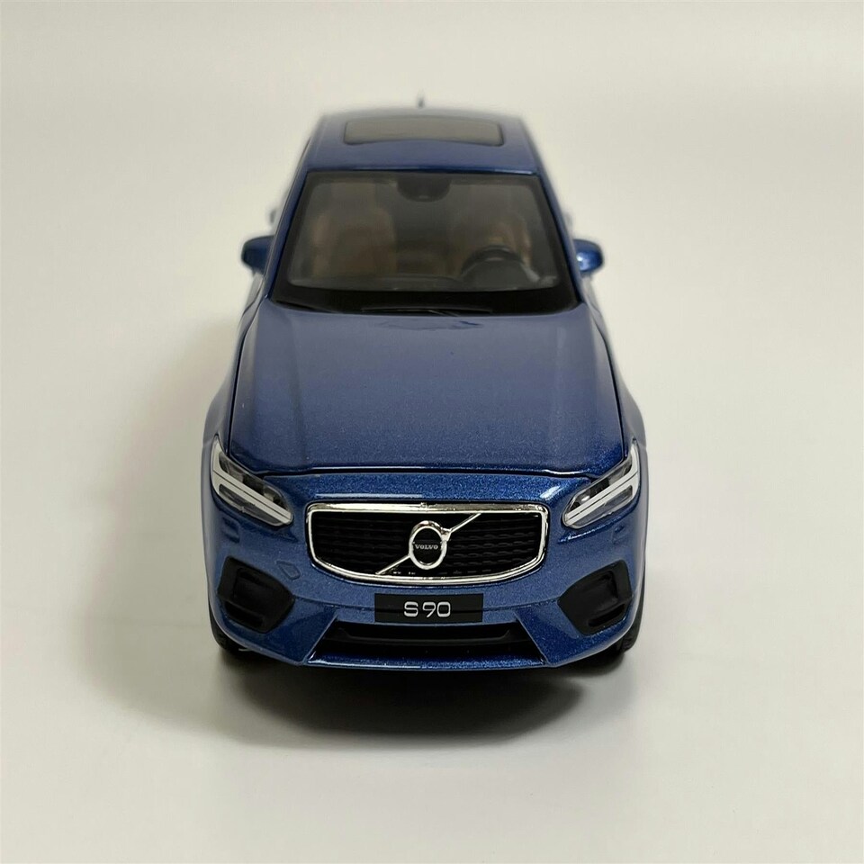 image 1 of Volvo S90 Bursting Blue LHD 1:32 Scale Pull Back & Go Tayumo 32100010