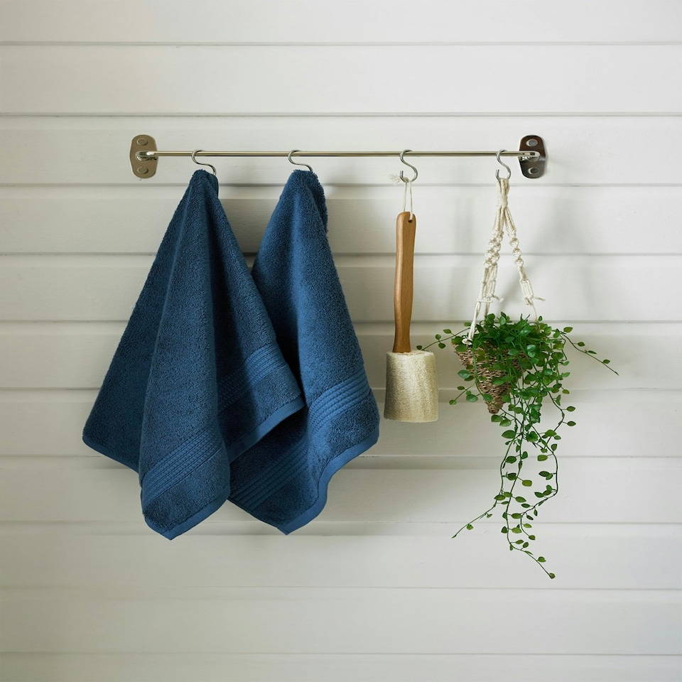 image 1 of Poloma 700GSM Supersoft Cotton Towels – Ultra-Absorbent, Premium Comfort in All Sizes Blue | Amethyst | Hand towel