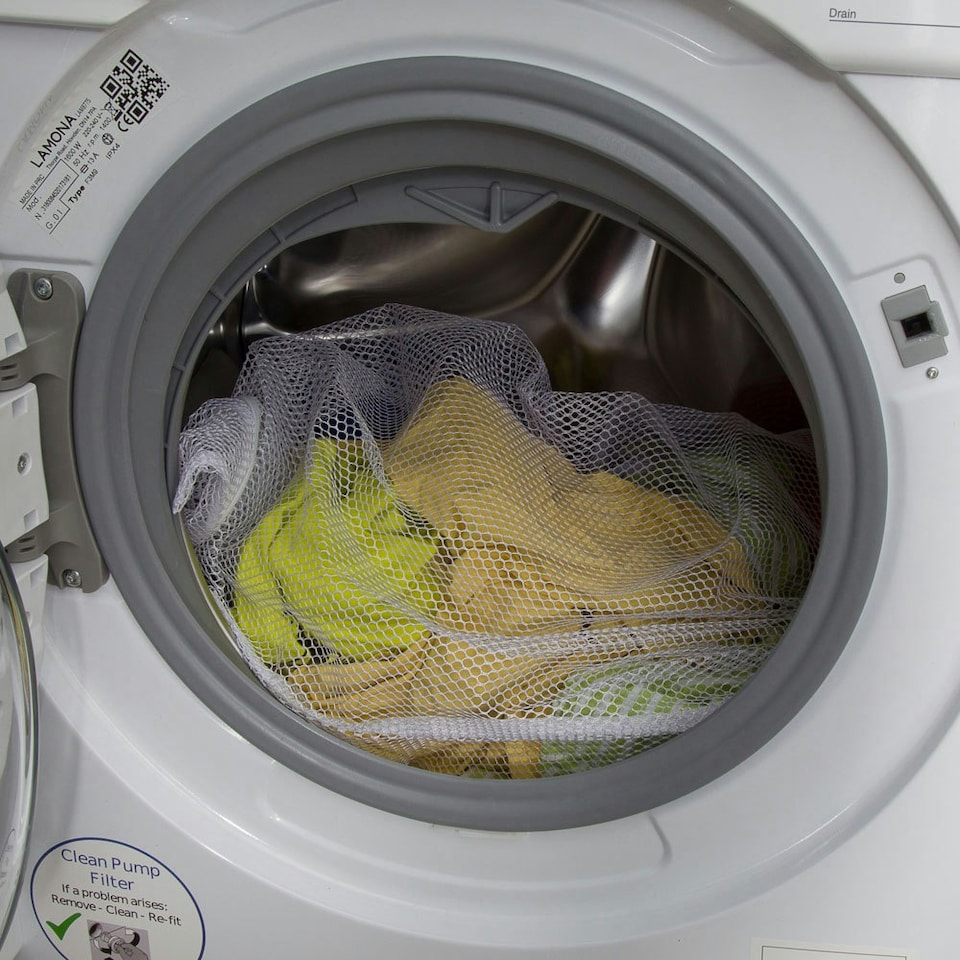 image 1 of 3 x Extra Large Size Net Washing Bags for Laundry with Strong Zip – 75cms x 50cms ( 29" x 20" ) White