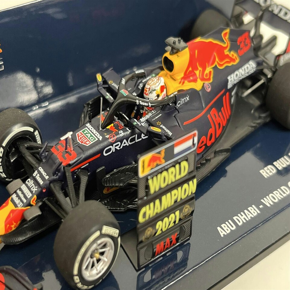 image 1 of Max Verstappen Red Bull Racing Honda RB16B Abu Dhabi World Champion 2021 1:43 Minichamps 410212333