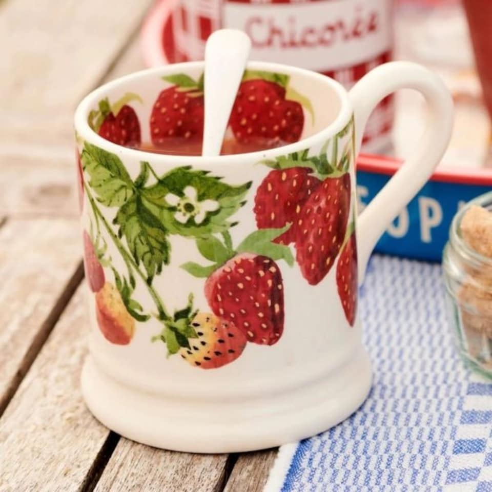 image 1 of Mug: 1 x 300ml Emma Bridgewater Strawberries 1/2 Pint Mug, Ceramic White