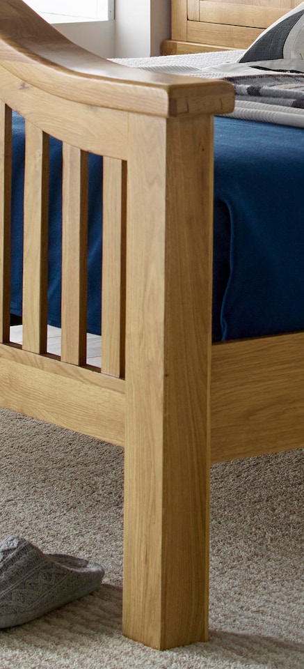image 1 of 6ft Super King Real oak,Chunky, Curved, Solid,strong,wood bed frame.High foot end wooden bedstead