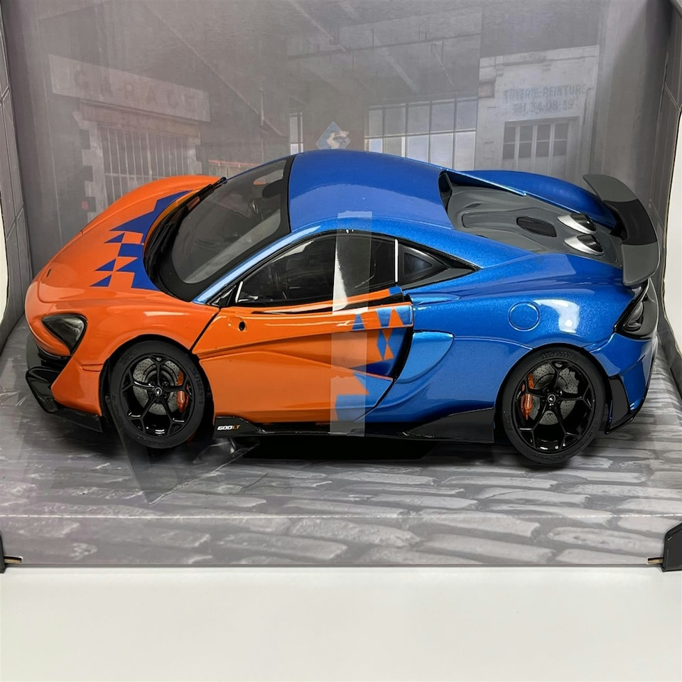 image 1 of McLaren 600LT F1 Tribute Livery 2019 1:18 Solido 1804503