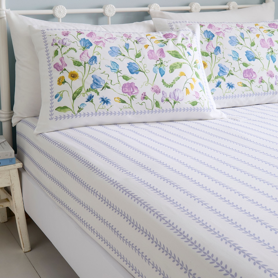 image 1 of D & D Sweetpea Floral Fitted Bed Sheet Lilac
