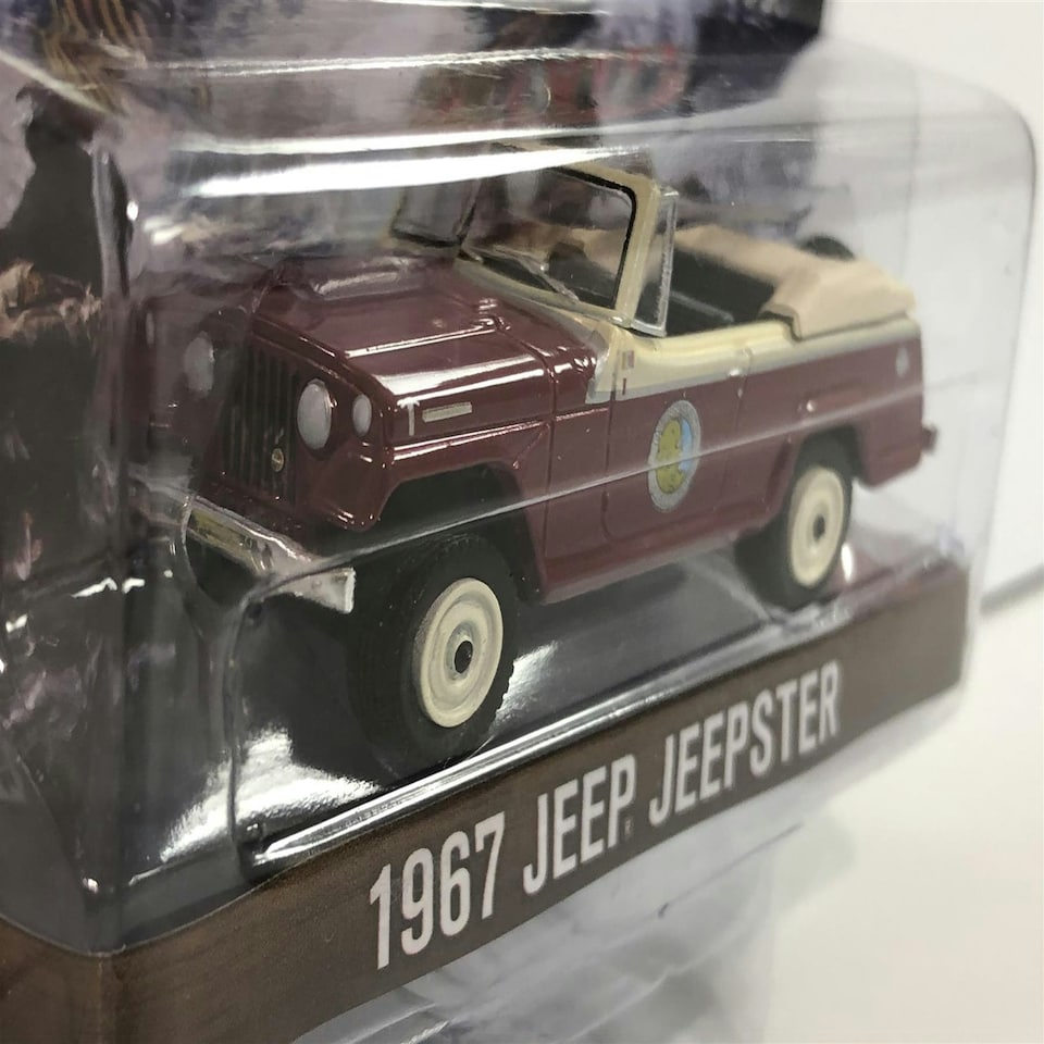 image 1 of Ace Aentura When Nature Calls 1967 Jeep Jeepster 1:64 Greenlight 44880F