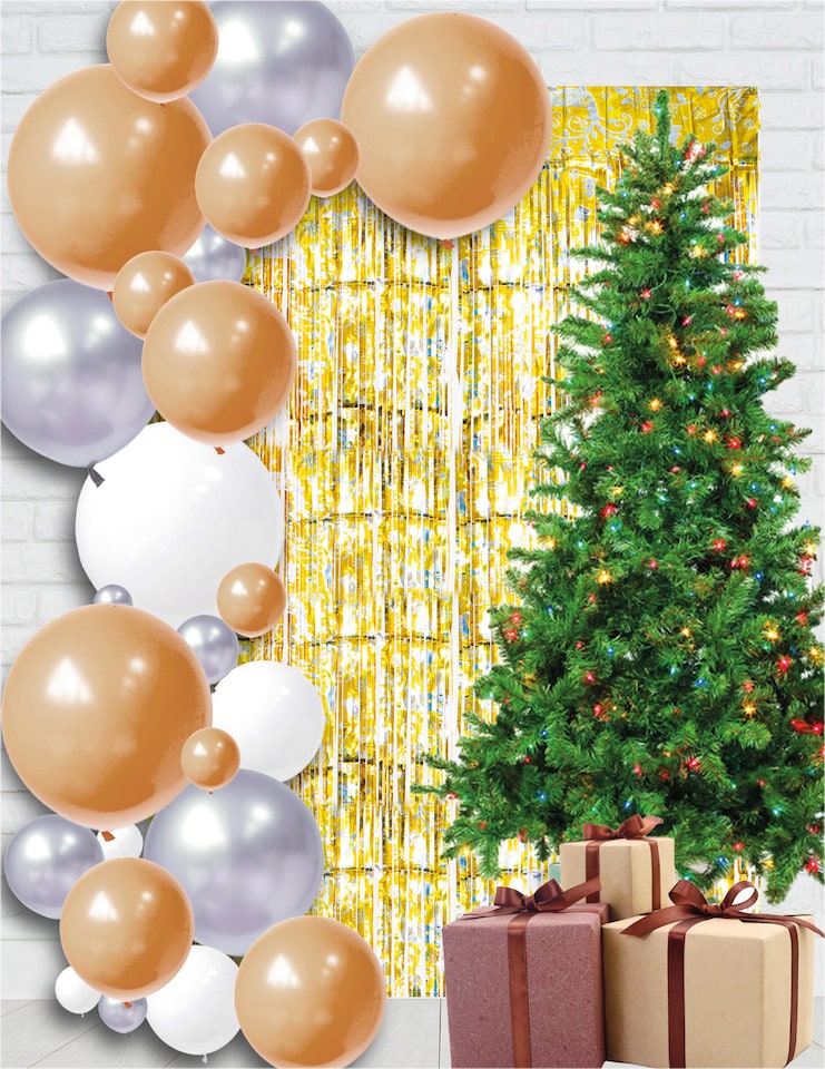image 1 of Christmas Reindeer Tinsel Curtain 2.5Mx1M Yell