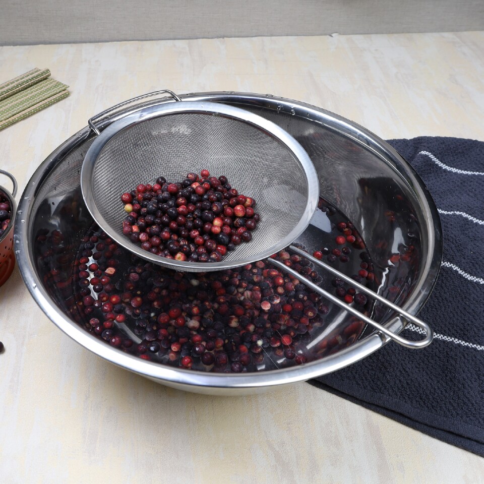 image 1 of Buckingham Fine Mesh Sieve Strainer Stainless Steel 25 cm