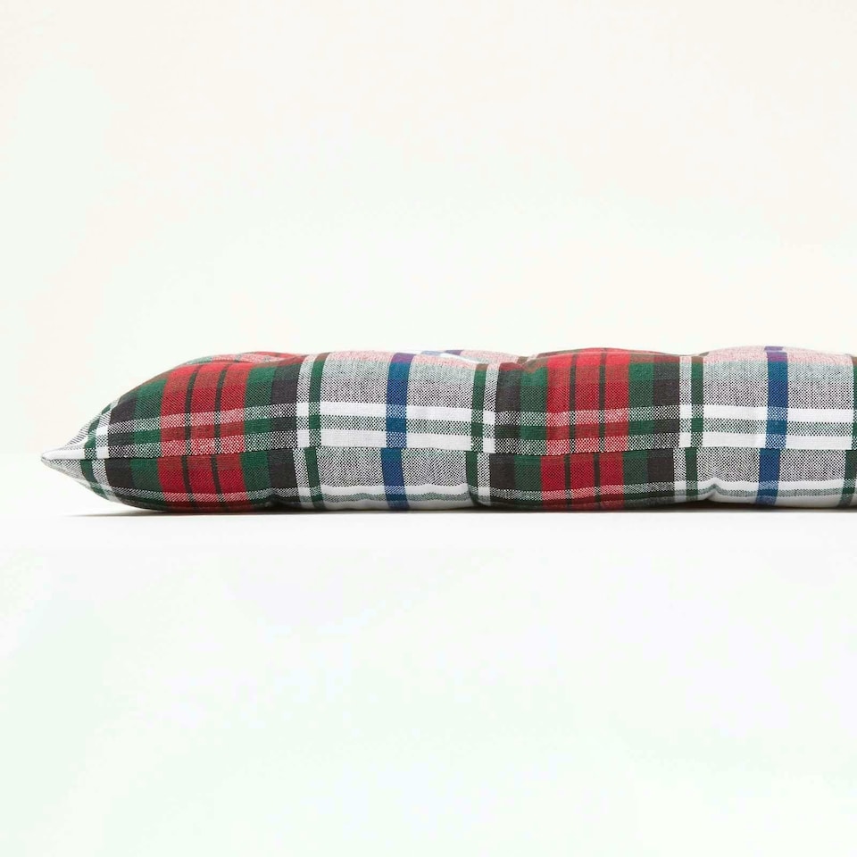 image 1 of Homescapes Garden Bench Cushion Luxury 2 Seater Cotton Tartan Indoor Outdoor Seat Pad | Red | 108 x 42 cm | 1