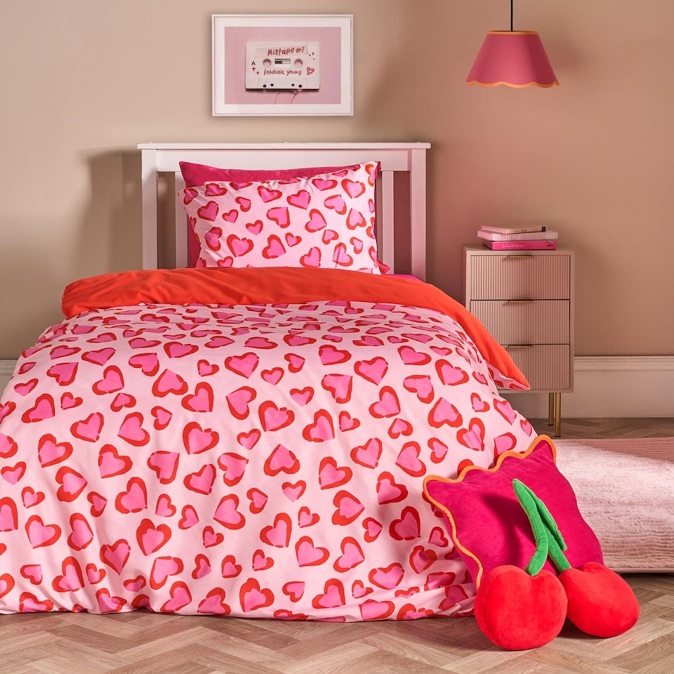 image 1 of OHS Kids Hearts Leopard Microfibre Bedding Set Duvet Cover with Pillowcase | Pink | Pink | Double