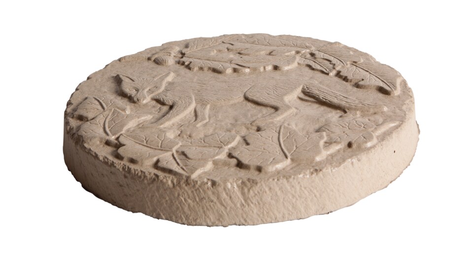 image 1 of Garden Friends Round  Fox Stepping Stone 300mm  Bath Buff Pallet of 25 - Bowland Stone