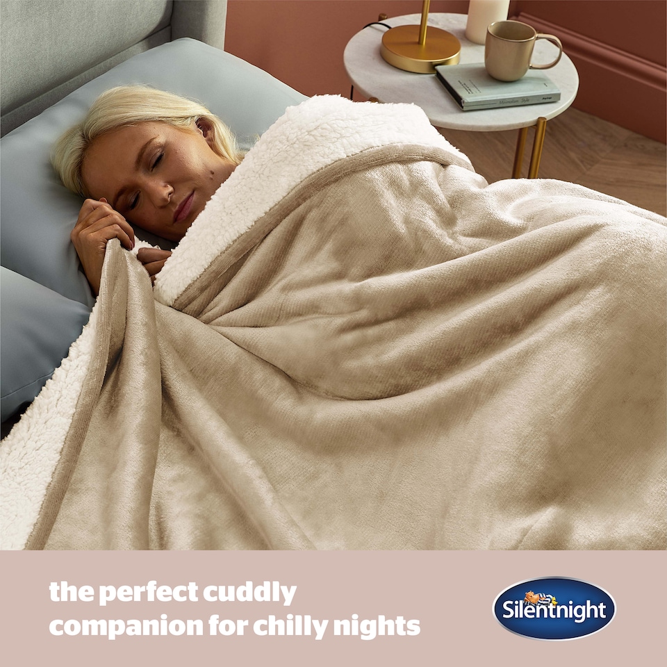 image 1 of Silentnight Snugsie Giant Blanket, Sherpa Fleece Lined, Natural, 240 x 180 cm