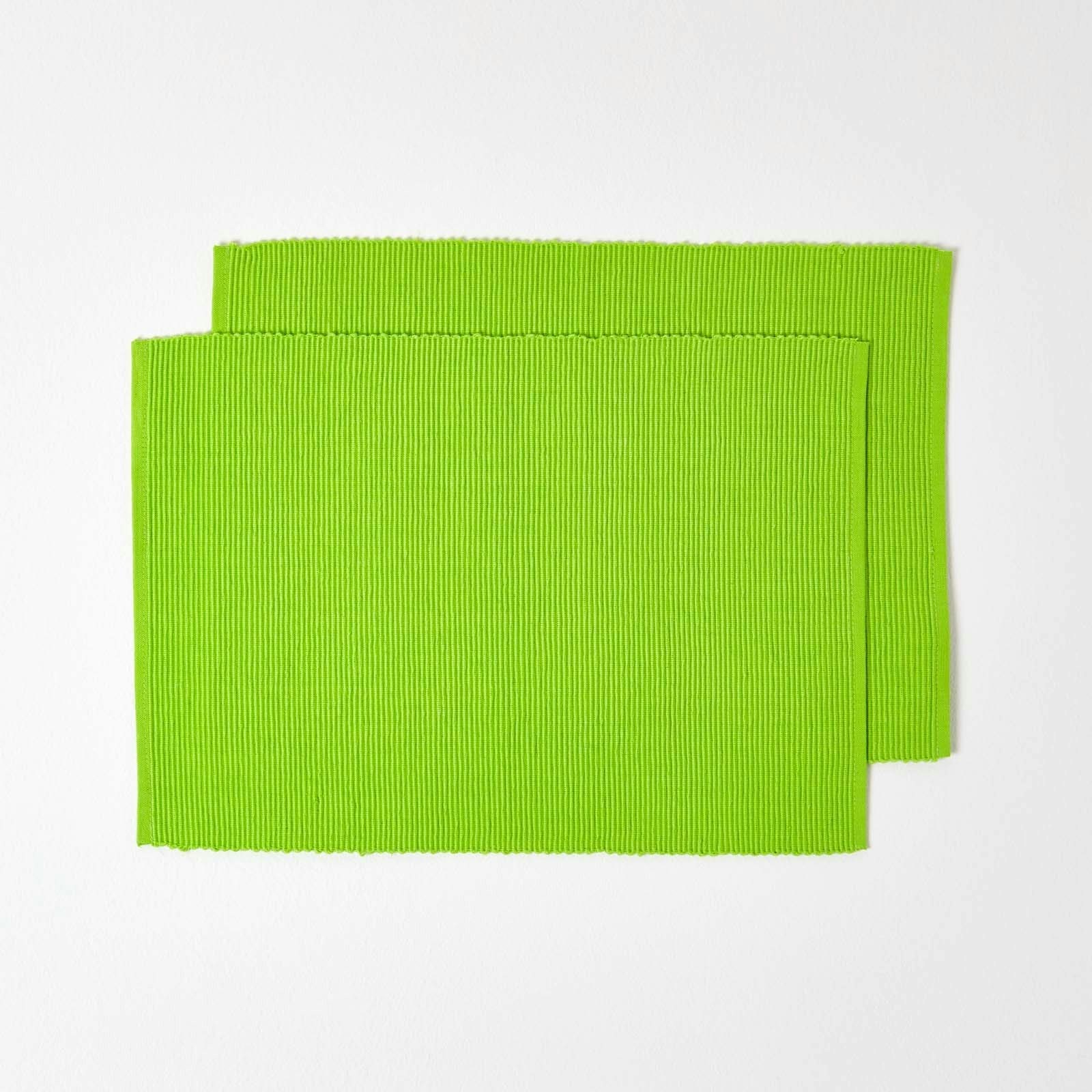 Homescapes Cotton Plain Lime Green Pack of 2 Placemats Green One Size 2