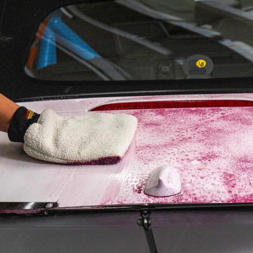 image 1 of Meguiar's Ultimate Iron Remover Deep Clean 710ml G250524EU