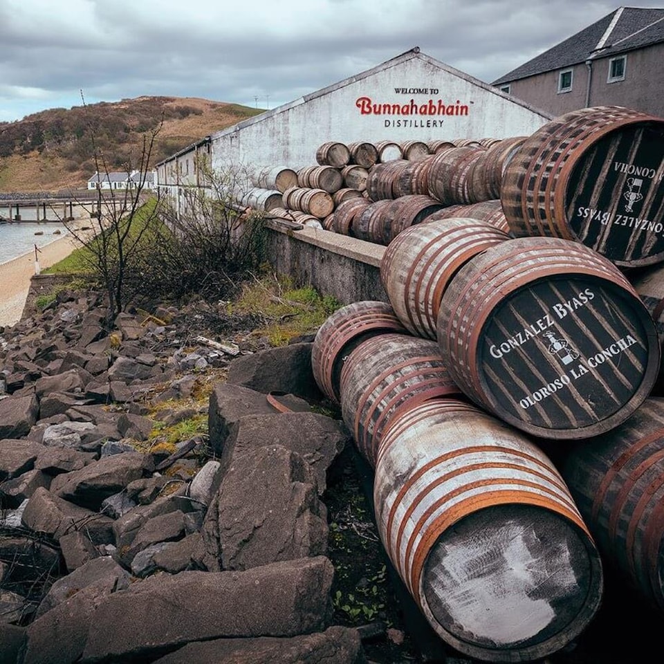 image 1 of Bunnahabhain - Islay Single Malt Scotch 18 year old Whisky