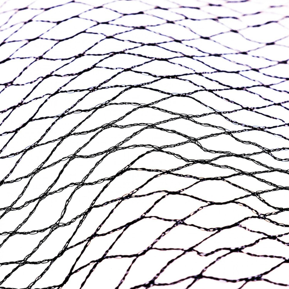 image 1 of Oypla 5m x 4m Garden Protective Mesh Netting Fruit Vegetable Bird Pest Protection