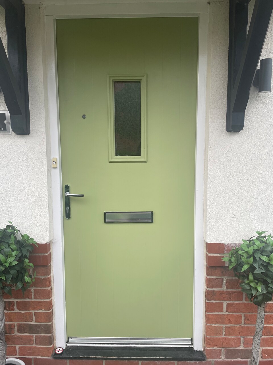 image 1 of Innov8 Coatings Composite Door Paint - Hydrangea Green - 750ml - Satin Finish - 10 Year Guarantee | Green | Hydrangea Green | 750ml | 1