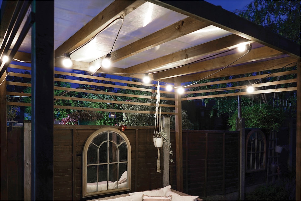 image 1 of Festoon Black Rubber IP65 10m/10x2w Cool White Opaque lamp