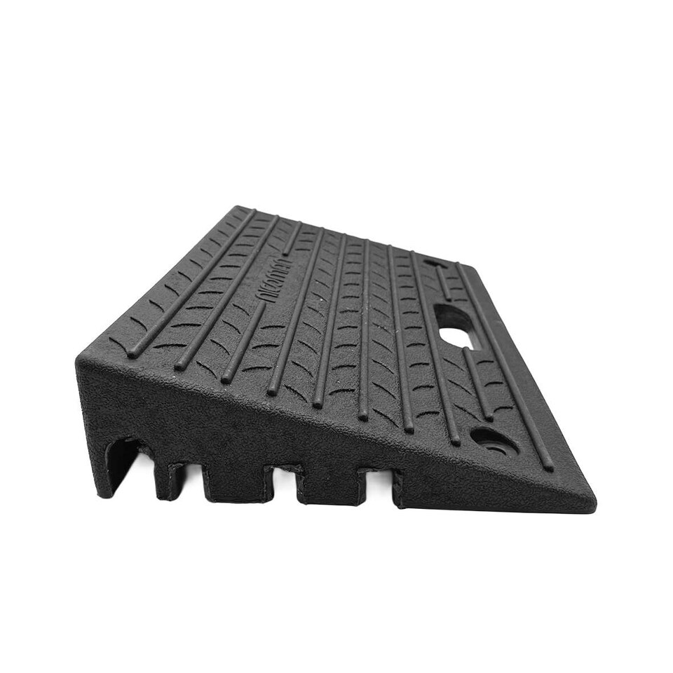 image 1 of Nicoman Rubber Kerb Ramp 1000kg Capacity for Cars, Motorbikes, Sheds, Driveways | Black