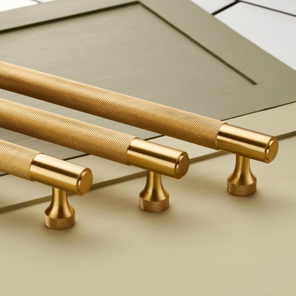 image 1 of Pushka Home Solid Brass Knurled Bar Handle 160mm - Gold