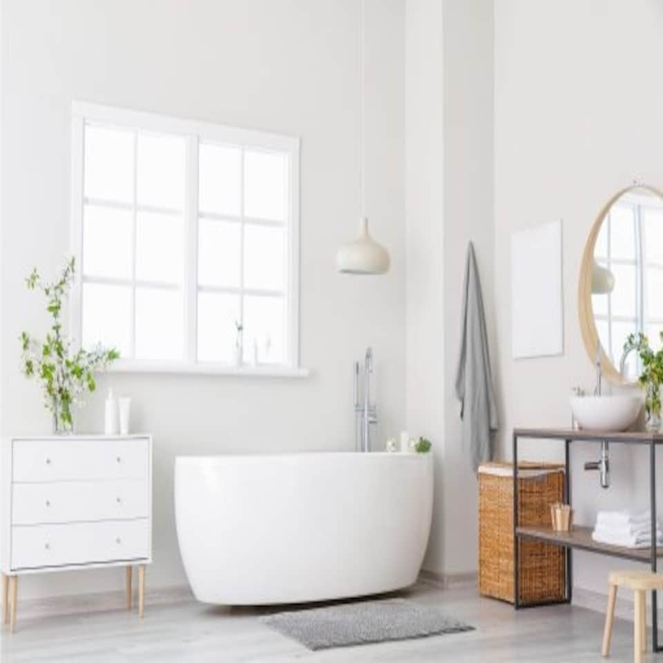 image 1 of Marlow Collection Soft Touch Non-Slip Bathroom Rug in Silver (45cm x 75cm)