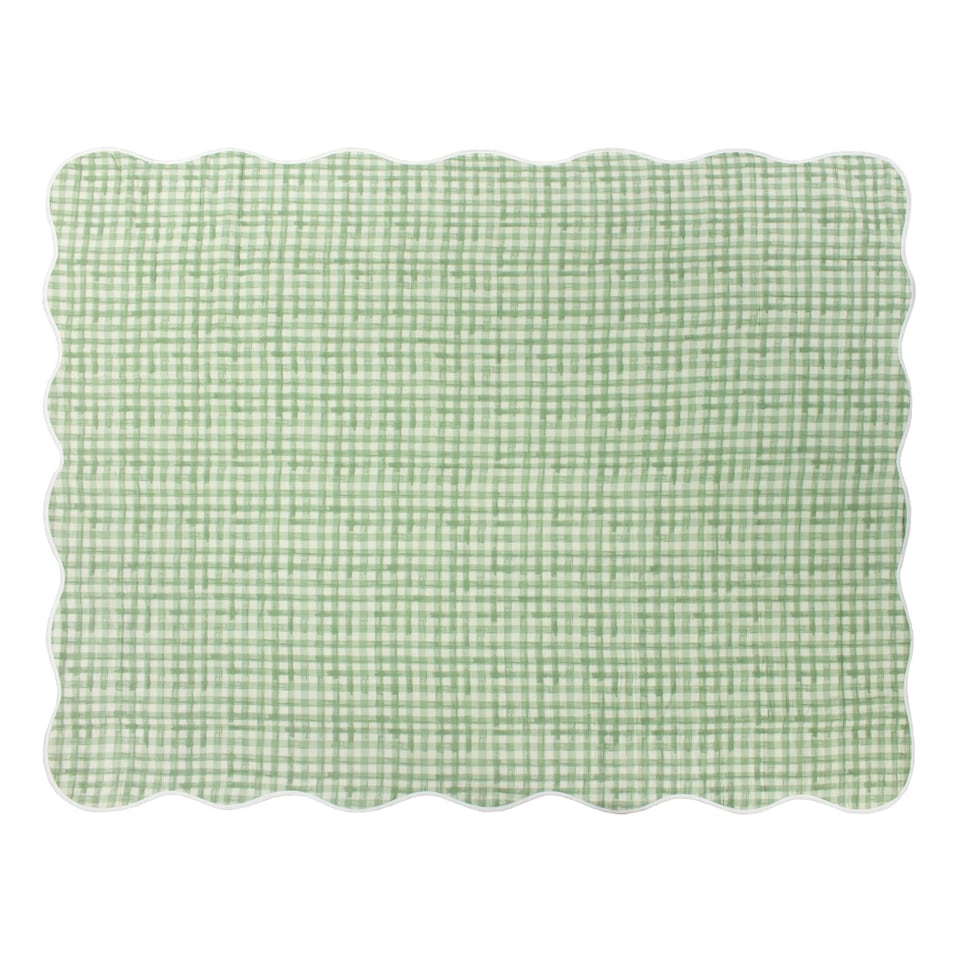 image 1 of Furn Scallop Quilted Bedspread