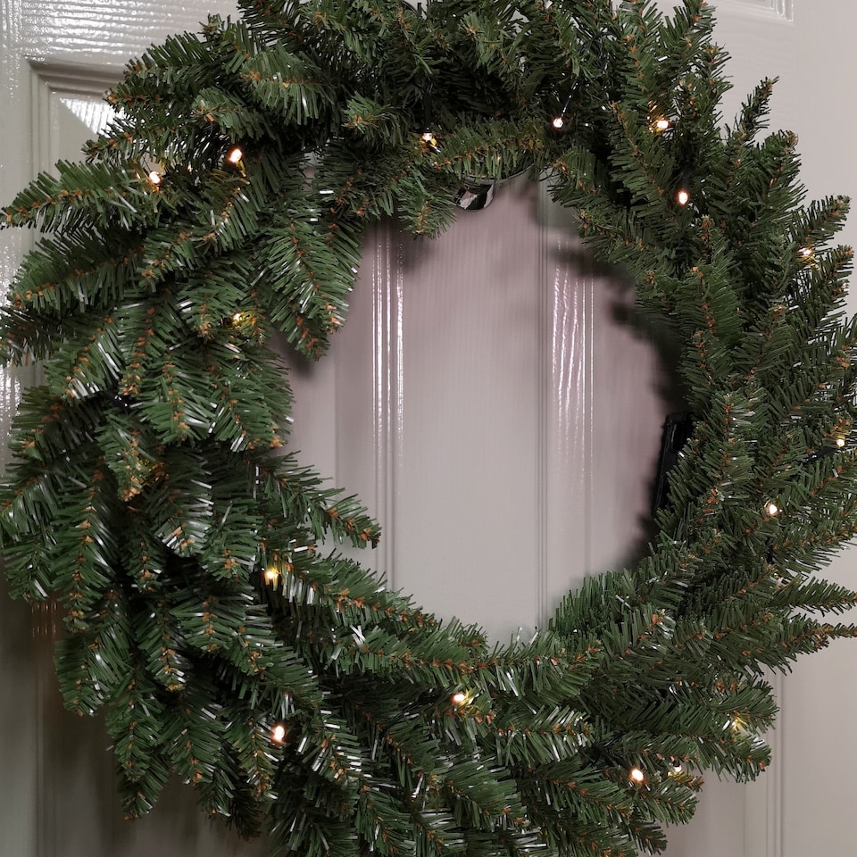 image 1 of 60cm Plain Green Christmas Wreath with 50 Warm White LEDs and 160 Bullet Tips