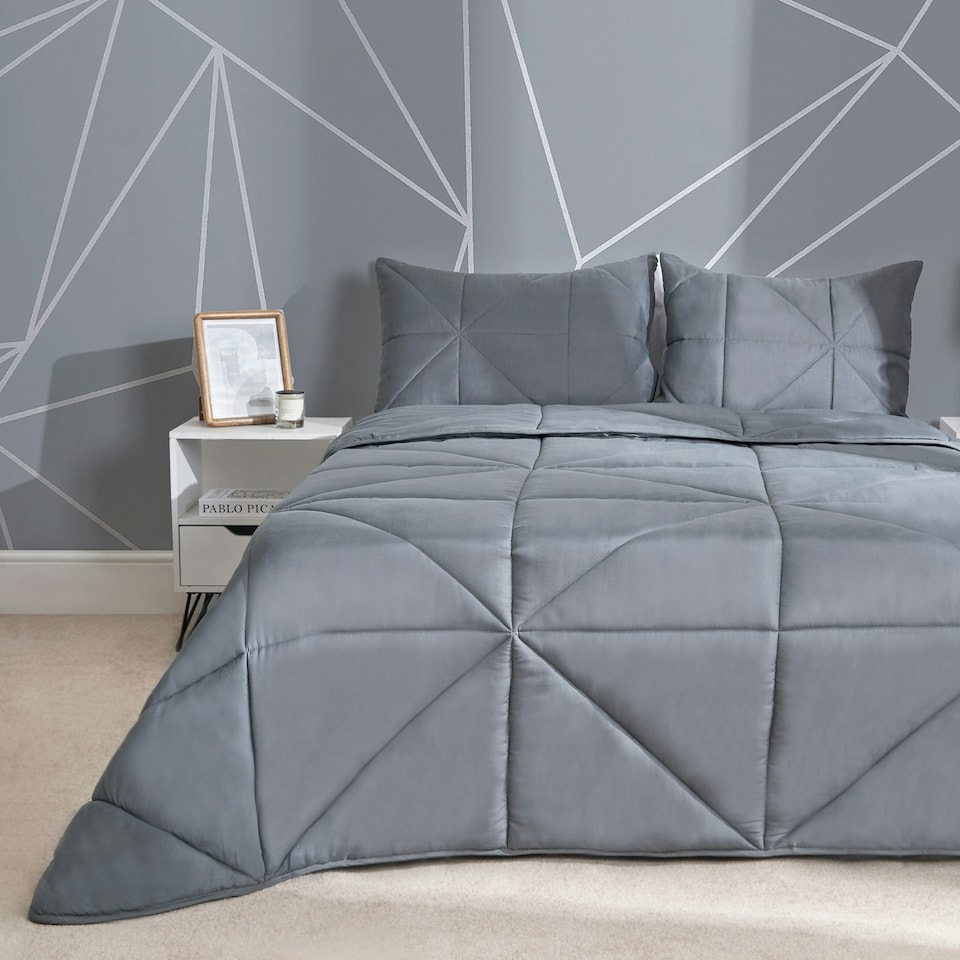 image 1 of OHS Coverless Quilted Geometric Embossed Soft Plush Cosy 7.5 Tog Washable Duvet Cover and Pillowcase Bedding Set Grey | Double