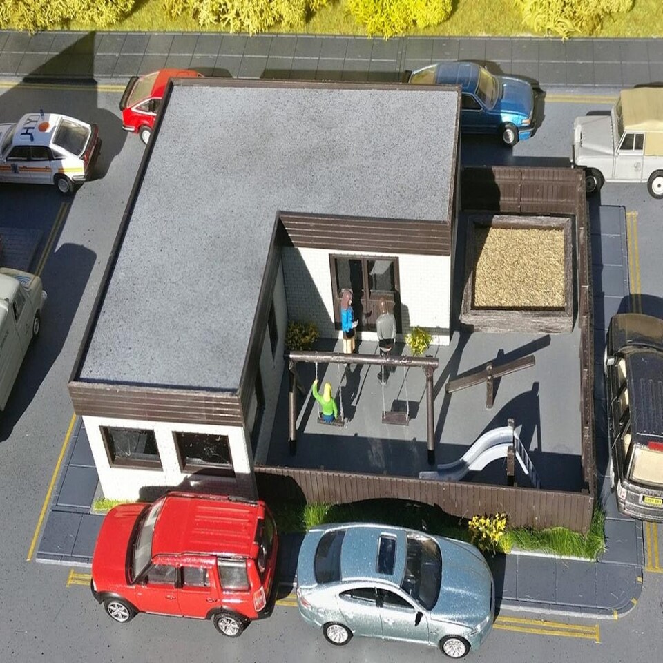 image 1 of GM Structures Fordhampton Infant School Kit