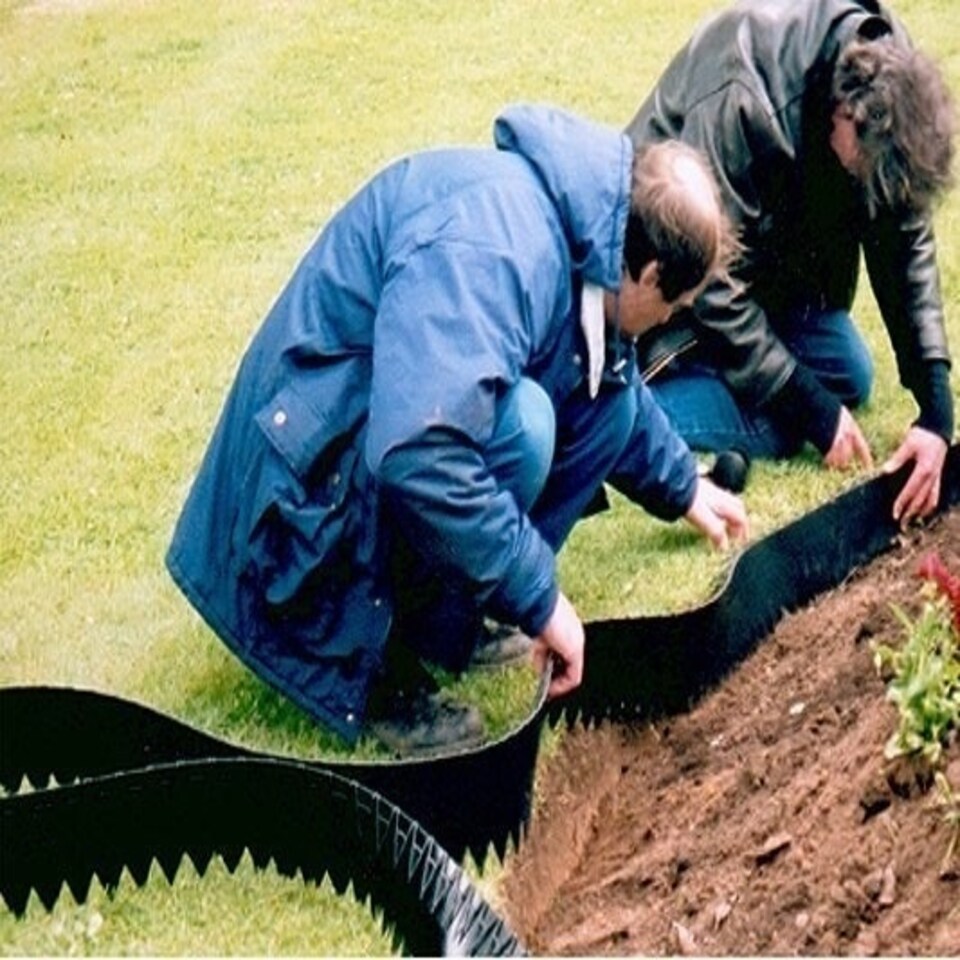 image 1 of 10m Easy Lawn Edging in Black Black