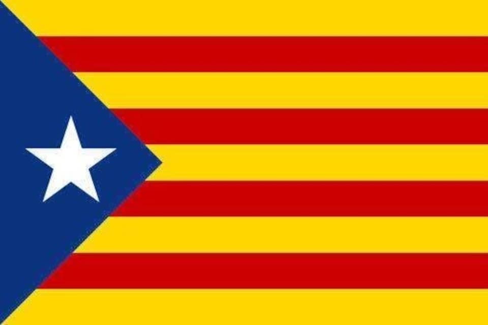 image 1 of Estelada Catalunya Flag 5ft X 3ft