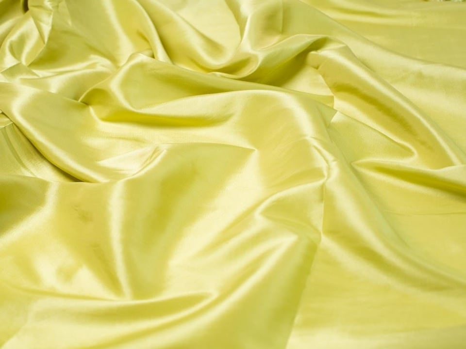 Green Two Tone Shot Taffeta Fabric for Dressmaking, 150cm / 59" Wide - per metre