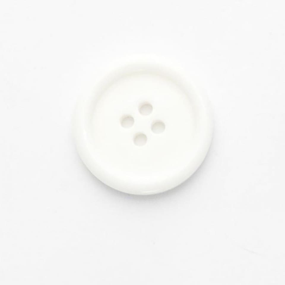 Minerva White Round 4 Hole Plastic Coat Buttons for Dressmaking - 20mm - per value pack of 100