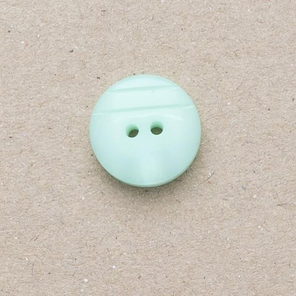 Minerva Mint Green Round Plastic Buttons for Dressmaking - 20mm - per value pack of 100